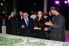 Leyla Əliyeva Maskatda Omanın Turizmin İnkişafı Şirkətinin layihələri ilə tanış olub