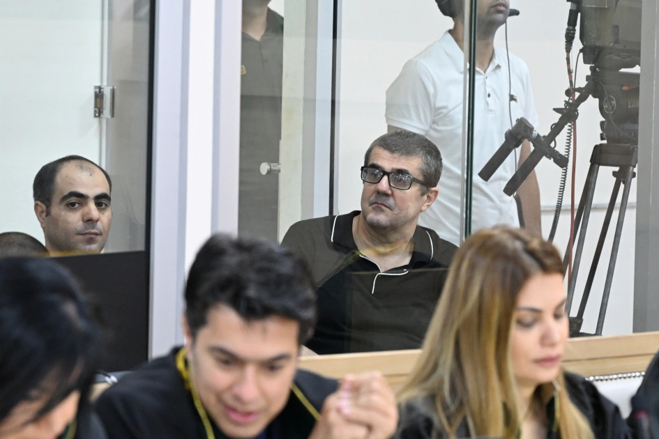 Siyarto: Aİ Rusiya ilə müharibəyə hazırlaşır və Ukraynada hərbi zavodlar tikmək istəyir