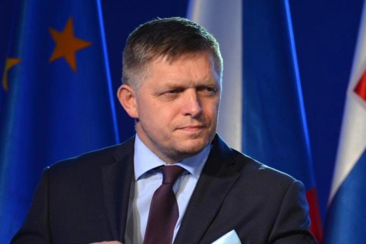 Fitso: Slovakiya NATO sammitində Ukraynaya yeni hərbi kreditə dəstək verməyəcək
