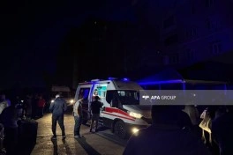 Ceyranbatanda bir yaşayış kompleksində yanğın olub, sakinləri təxliyə edilib - FOTO - YENİLƏNİB