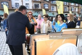 Kəlbəcərdə Bal Festivalı keçirilib - FOTO - VİDEO