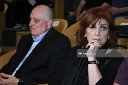 Nəriman Həsənzadə ilə vida mərasimi keçirilir, Prezident və Birinci vitse-prezident əklil göndərib - FOTO - YENİLƏNİB