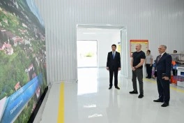 Xankəndidə iş əlcəkləri istehsalı müəssisəsinin açılışı olub