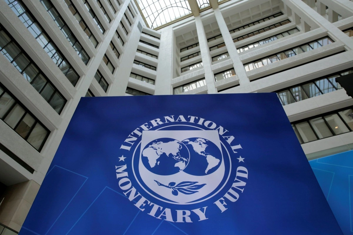IMF Azərbaycan neftinin qiyməti ilə bağlı proqnozunu kəskin artırıb