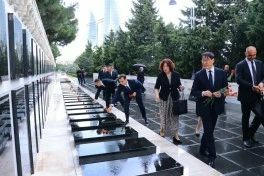 Çinin Baş prokuroru Azərbaycana gəlib, memorandum imzalanıb - YENİLƏNİB