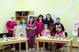 Leyla Əliyeva Səmərqənddə xüsusi qayğıya ehtiyacı olan uşaqlar üçün yaradılan mərkəzlərin fəaliyyəti ilə tanış olub - FOTO