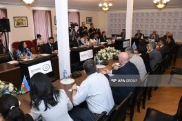 Azərbaycanın “orta güc” kimi mövqeyinə həsr olunmuş konfrans keçirilib - FOTO