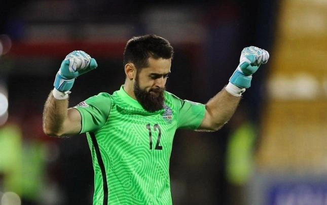 Şahruddin “Qalatasaray”a qarşı oynadı, komandası uduzdu