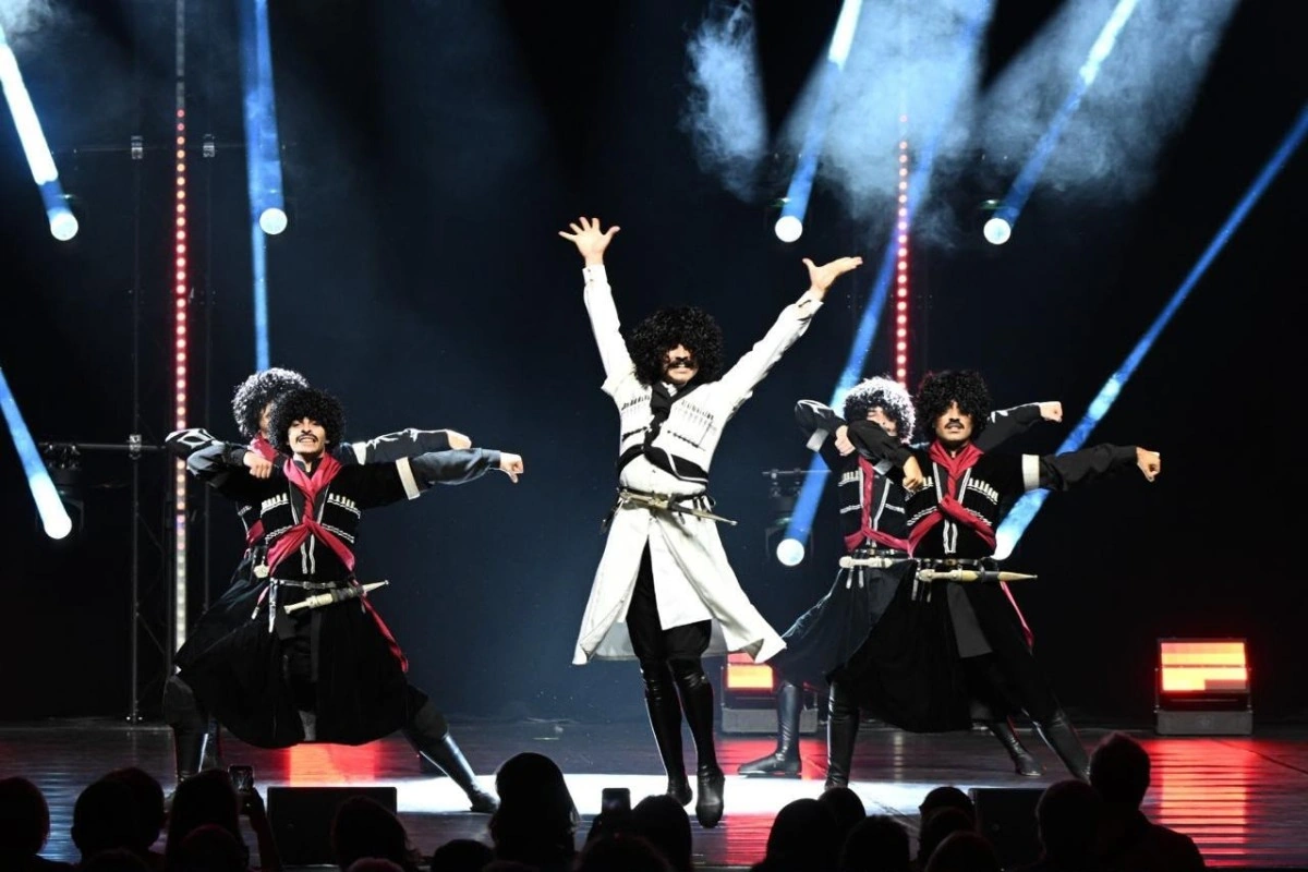 Azərbaycan Dövlət Rəqs Ansamblı İsveçrədə festivalda çıxış edib