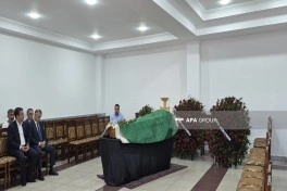 Əməkdar jurnalist Nurani Yasamal qəbiristanlığında dəfn edilib - YENİLƏNİB - FOTO
