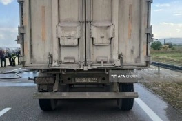 Bakı-Qazax yolunda TIR yanıb - FOTO