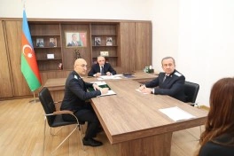 Baş prokuror Səbail rayonunda vətəndaşları qəbul edib