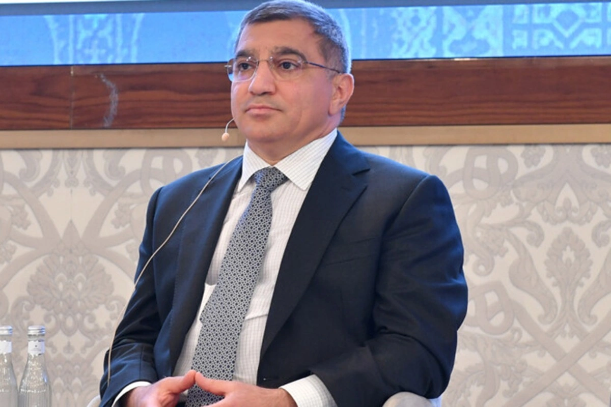 İnvestisiya Holdinqinin Baş icraçı direktoru  vəzifəsindən azad olunub