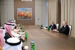Prezident Ərəb Koordinasiya Qrupuna daxil olan üzv qurumların rəhbər şəxslərini qəbul edib - FOTO