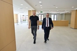 Prezident Xankəndidə əsaslı şəkildə yenidən qurulmuş Mədəniyyət Mərkəzinin açılışında iştirak edib