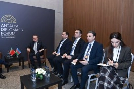 Ceyhun Bayramov Antalyada Portuqaliya XİN rəhbəri ilə görüşüb