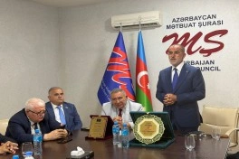 Mətbuat Şurasında Rauf Arifoğlunun  60 illik yubileyi ilə bağlı toplantı keçirilib