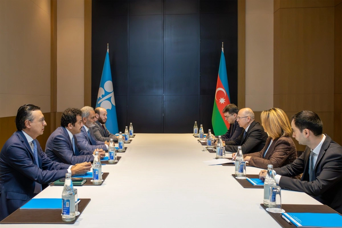 Bakıda “OPEC+” əməkdaşlığının gələcək inkişaf perspektivləri müzakirə olunub