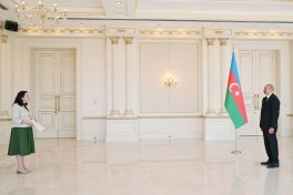 Azərbaycan Prezidenti İrlandiyanın yeni səfirinin etimadnaməsini qəbul edib