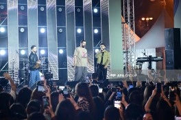 Zeytun Festivalında estrada ulduzlarının konserti olub