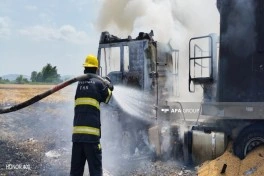 Oğuzda buğda yüklü TIR yanıb - FOTO - VİDEO - YENİLƏNİB