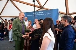 Prezident İlham Əliyev Şuşanın Kiçik Qaladərəsi kəndində görülən işlərlə tanış olub və kəndə qayıdan sakinlərlə görüşüb - FOTO - YENİLƏNİB