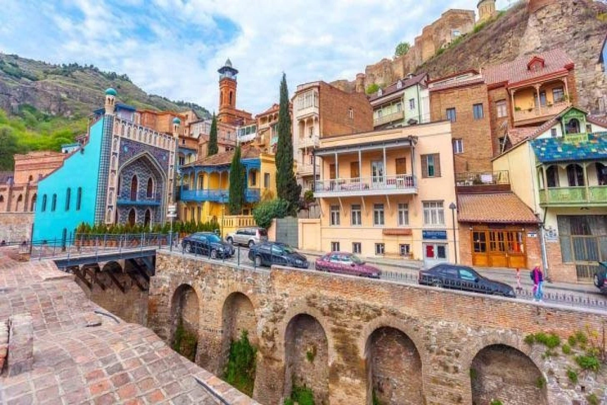 Gürcüstanın Azərbaycandan səfərlərdən gəliri 18%-dən çox artıb