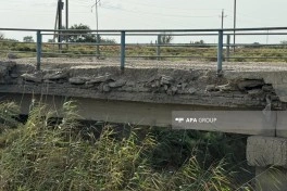 Zərdabda 60 illik körpü qəzalı vəziyyətdədir - FOTO