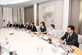Beynəlxalq şirkətlərlə Abşeron yatağının işlənməsi layihəsi üzrə görülən işlərə baxılıb