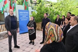 Prezident İlham Əliyev Şuşanın Böyük Qaladərəsi kəndində görülən işlərlə tanış olub, sakinlərlə görüşüb - FOTO - YENİLƏNİB