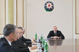 Prezidentin sədrliyi ilə dağ-mədən və metallurgiya sənayesinin inkişafına dair Dövlət Proqramına həsr olunmuş müşavirə keçirilib