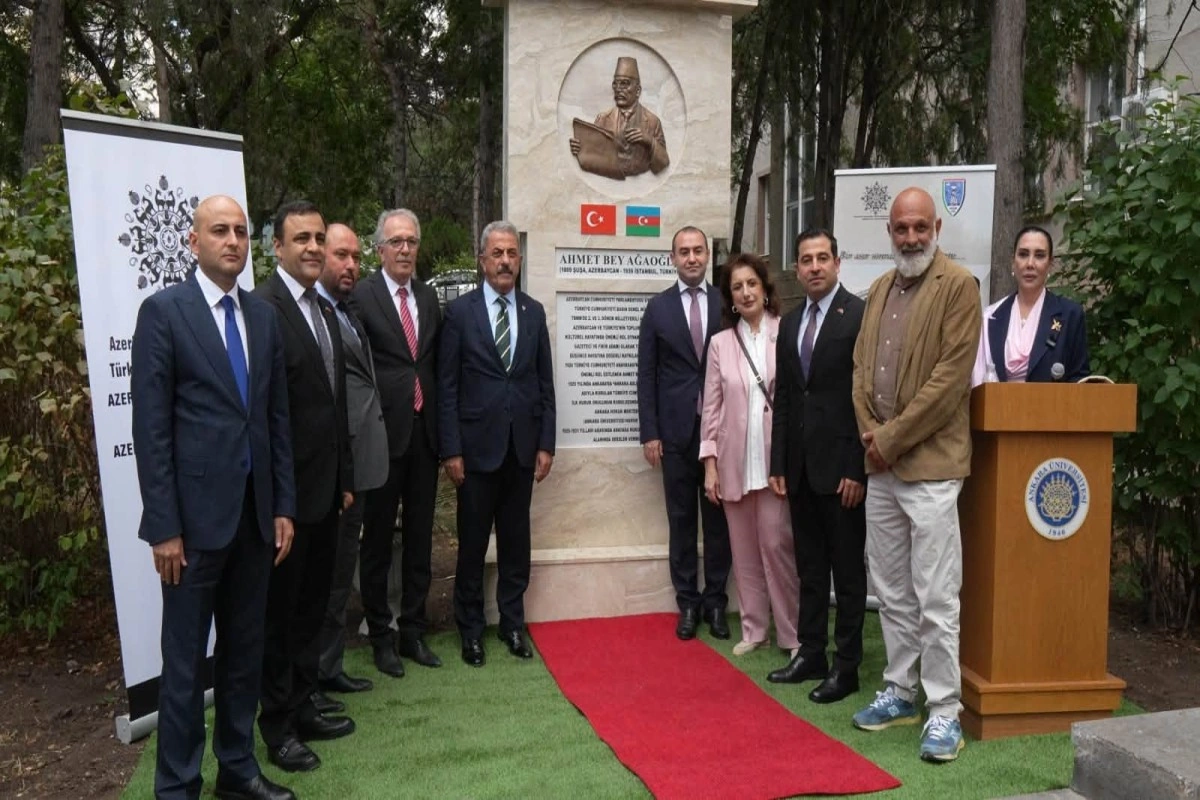 Ankara Universitetində Əhməd bəy  Ağaoğlunun barelyefi və adına auditoriya açılıb - FOTO