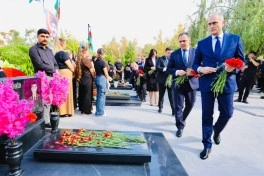 Naxçıvanda şəhidlərin xatirəsi anılıb