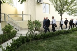Baş prokuror Şəkidə vətəndaşları qəbul edib
