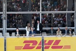 Prezident İlham Əliyev və birinci xanım Mehriban Əliyeva Formula 1 Azərbaycan Qran-Prisinin əsas yarışına baxıblar - YENİLƏNİB-2