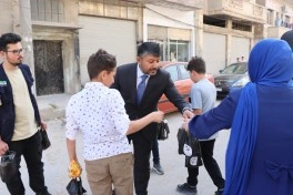 Azərbaycanın Dəməşqdəki səfirliyi 1000 ailəyə qurban payı verib