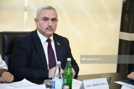 “QHT sektorunda rəqəmsallaşma və innovasiyalar” mövzusunda dəyirmi masa keçirilib - FOTO