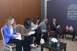 Ceyhun Bayramov Antalyada Portuqaliya XİN rəhbəri ilə görüşüb