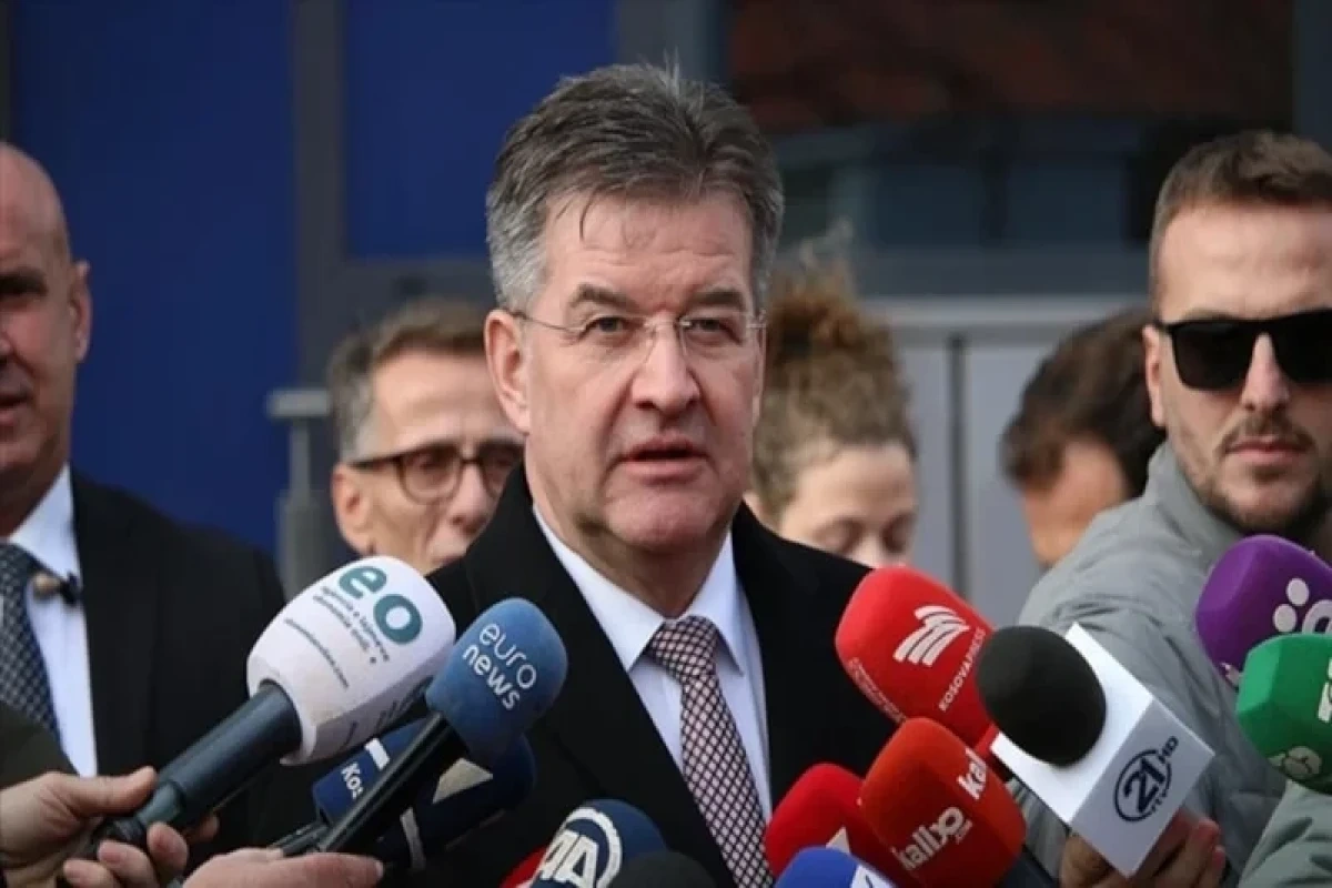 Epşteyn sənədlərində adı hallanan slovakiyalı diplomat Layçak istefa verib
