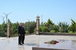 Prezident İlham Əliyev Hərbi Dəniz Qüvvələrində olub - FOTO