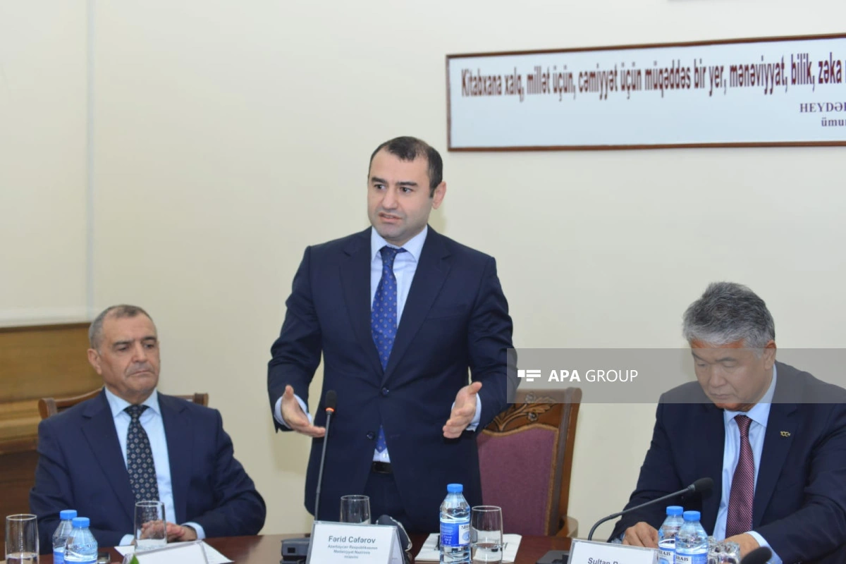 Bakıda Mehmet Akif Ersoyun şeir kitabının təqdimat mərasimi keçirilib