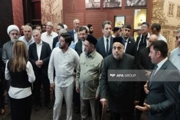 Seyid Yəhya Bakuvi ilə bağlı konfransın iştirakçıları Xocalı Memorial Kompleksini ziyarət ediblər - FOTO