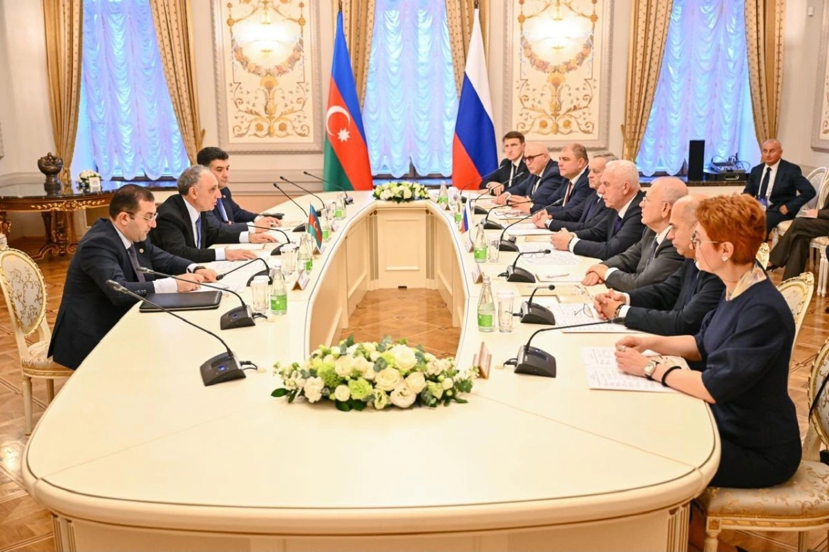 Kamran Əliyev Rusiya Baş prokuroru ilə əməkdaşlıq perspektivlərini müzakirə edib