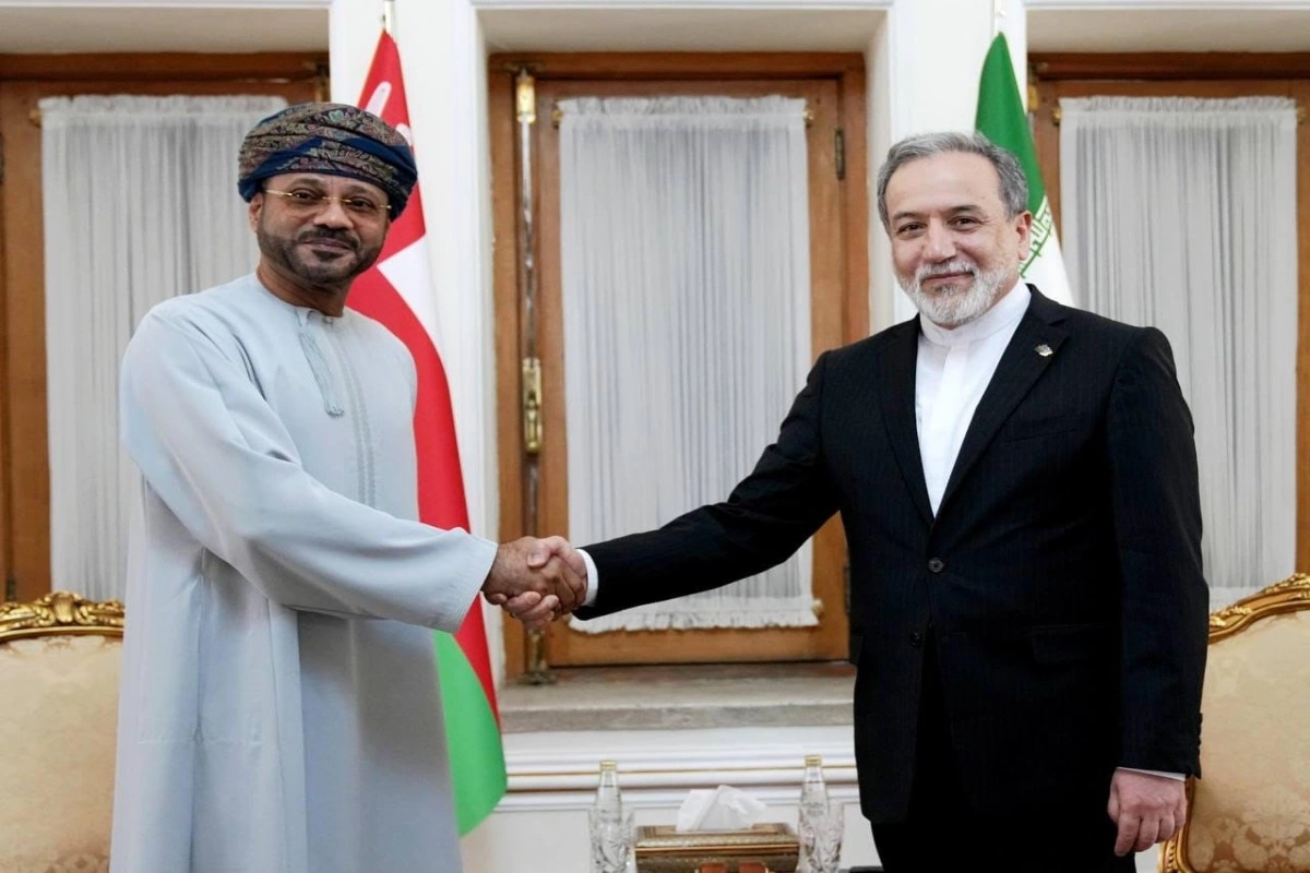 Oman xarici işlər naziri Tehranda Abbas Əraqçi ilə görüşüb
