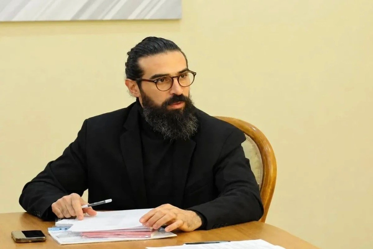 Əməkdar artist Bəhruz Vaqifoğlu Pantomim teatrının quruluşçu rejissoru təyin edilib