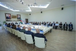 YAP fərqlənən Balaxanı neftçilərini peşə günləri münasibəti ilə mükafatlandırdı  - FOTO