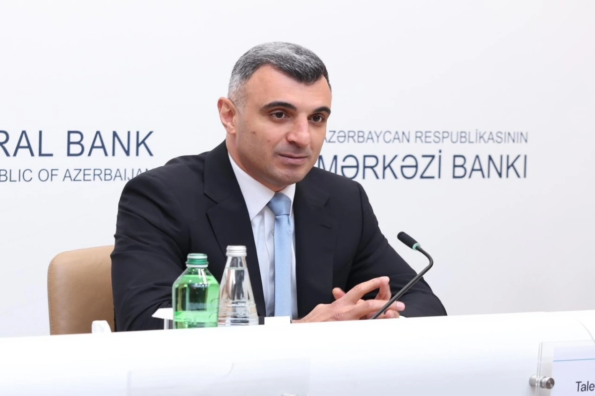 AMB: Əhalinin həddindən artıq borclanmasını müşahidə etmirik