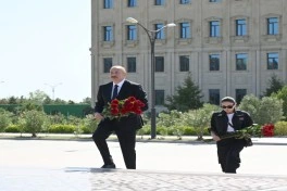 Prezident İlham Əliyev Hərbi Dəniz Qüvvələrində olub - FOTO