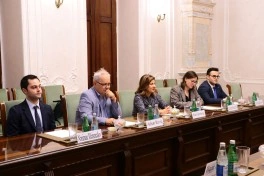 Baş prokuror itkinlərlə bağlı Beynəlxalq Komissiyanın Baş direktoru ilə görüşüb