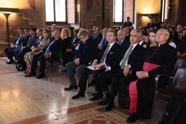 Vatikanda Heydər Əliyev Fondu ilə birgə layihələrin təqdimatına həsr olunan tədbir keçirilib